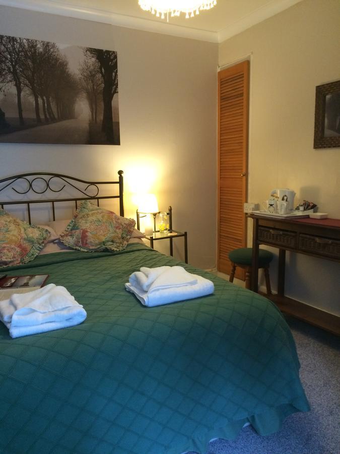 The Bryntirion Inn Llandderfel Екстериор снимка